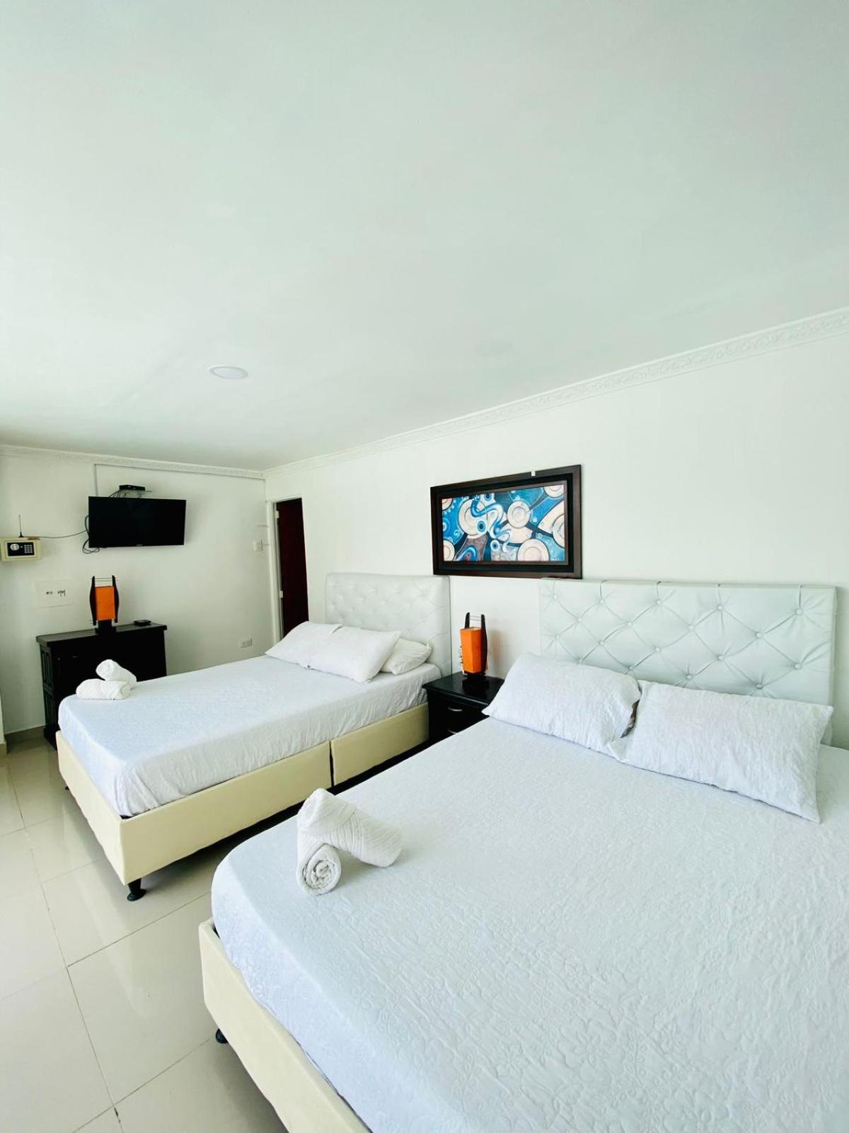 Hotel West California Puerto Espejo エクステリア 写真